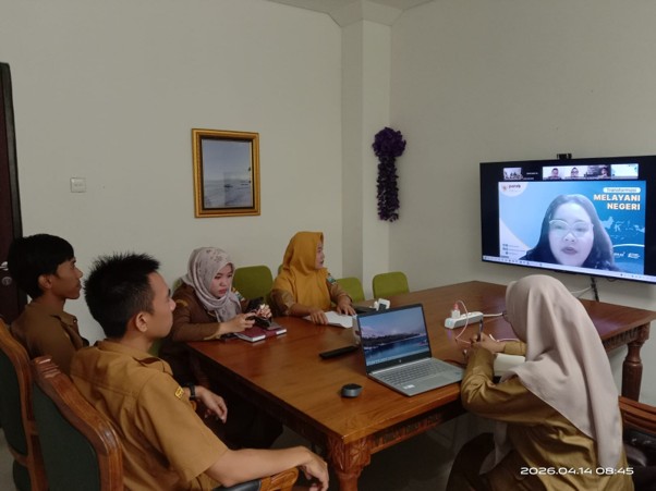 DORONG PENINGKATAN LAYANAN, ALIKA FASILITASI BIMTEK SKM ONLINE BAGI BAGIAN ORGANISASI SETDA